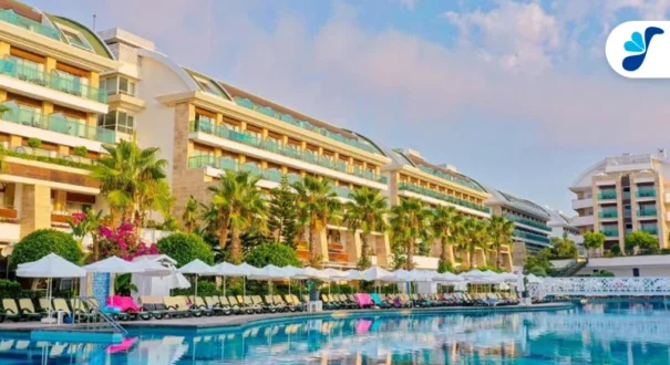 CRYSTAL WATER WORLD HOTEL با آژانس بهاران تصویر شاخص