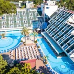 hotel QUEENS PARK GOYNUK با آژانس بهاران تصویر شاخص